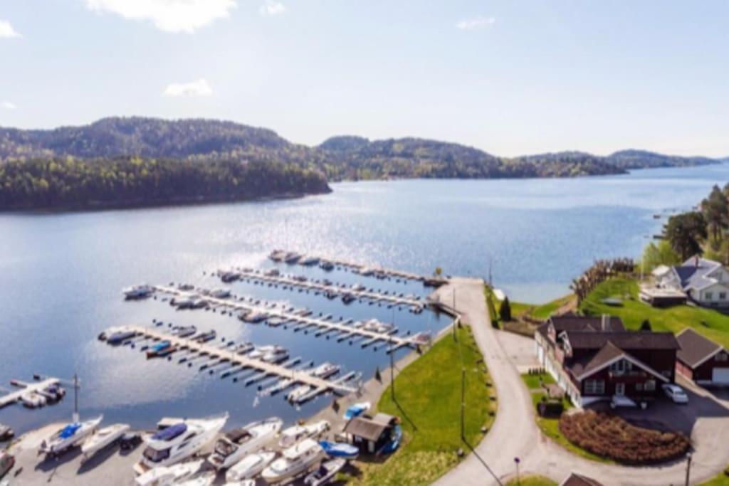 Apartament Leilighet Ved Sjoen Med Strand Porsgrunn Zewnętrze zdjęcie